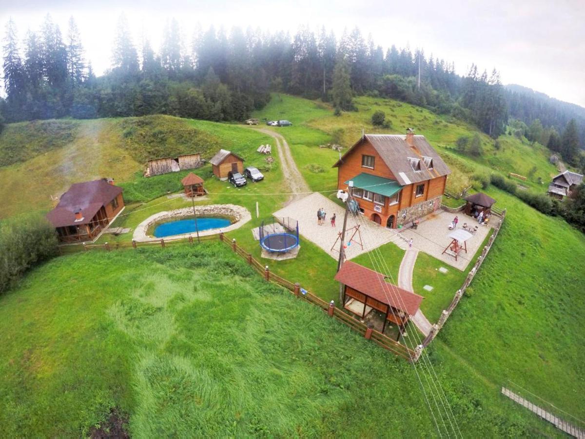 Hotel Lisoviy Zatyshok Slavske Exteriér fotografie