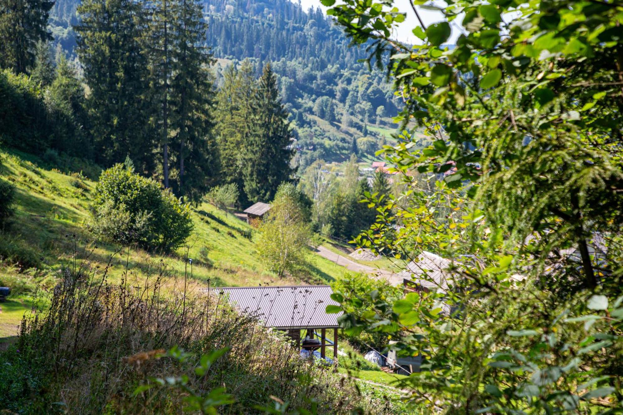 Hotel Lisoviy Zatyshok Slavske Exteriér fotografie