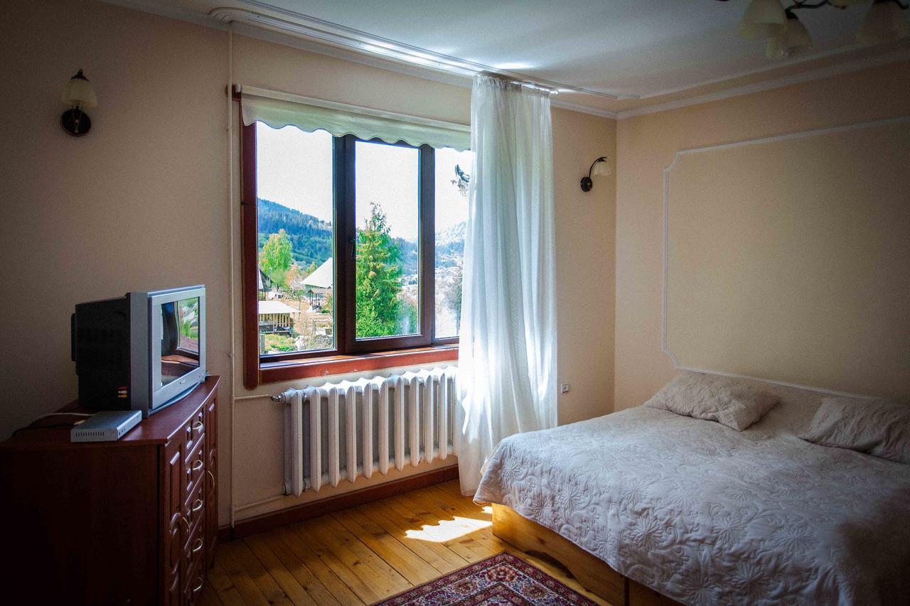 Hotel Lisoviy Zatyshok Slavske Exteriér fotografie